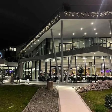 Hotel Der Valk Congres & 4*