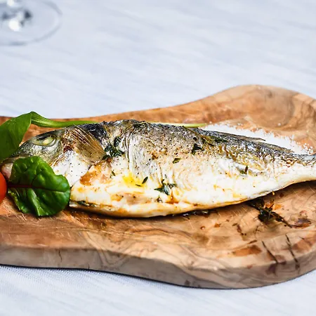 Der Valk Congres & فندق 4*