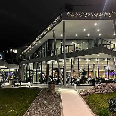Der Valk Congres & 4*