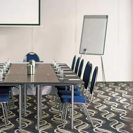 Der Valk Congres & מלון 4*