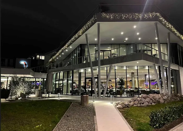 Hotel Der Valk Congres & 4*